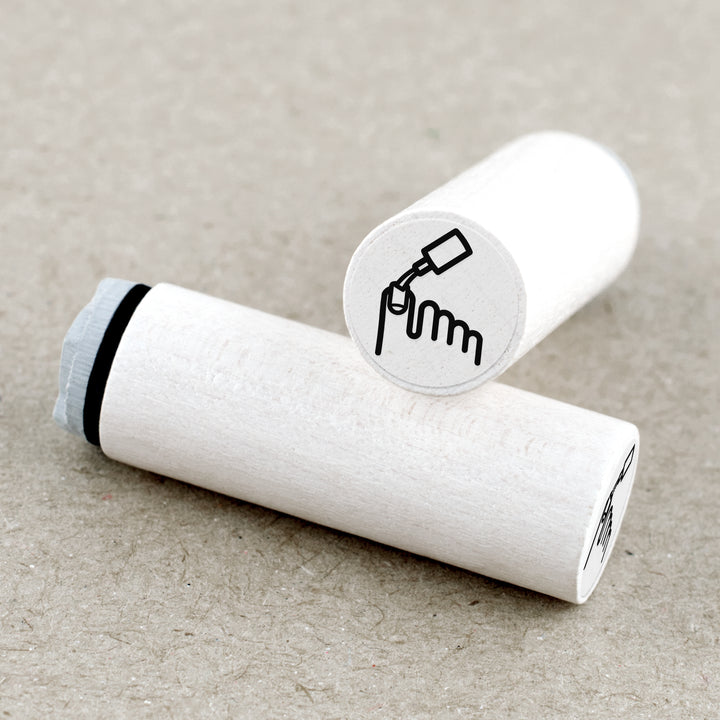 Ministempel Fußnägel lackieren