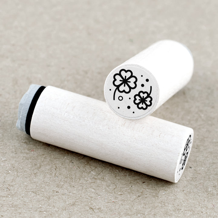 Mini Rubber Stamp Cloverleaves