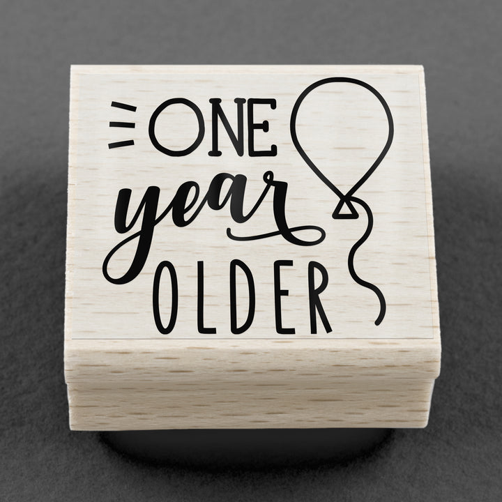 Stempel One Year Older 40 x 35 mm